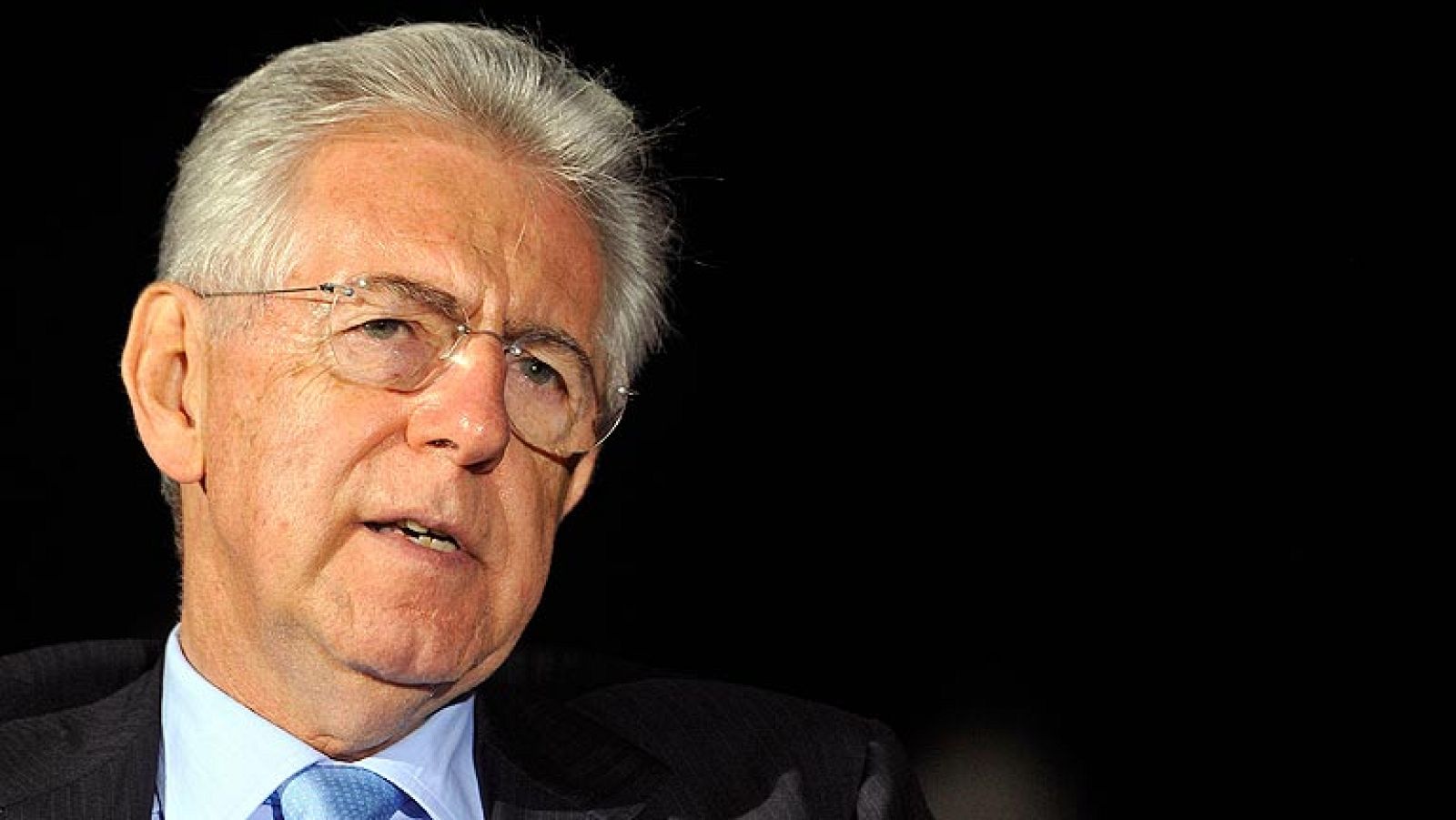 Italia revisa a la baja su previsión de crecimiento y eleva la del déficit