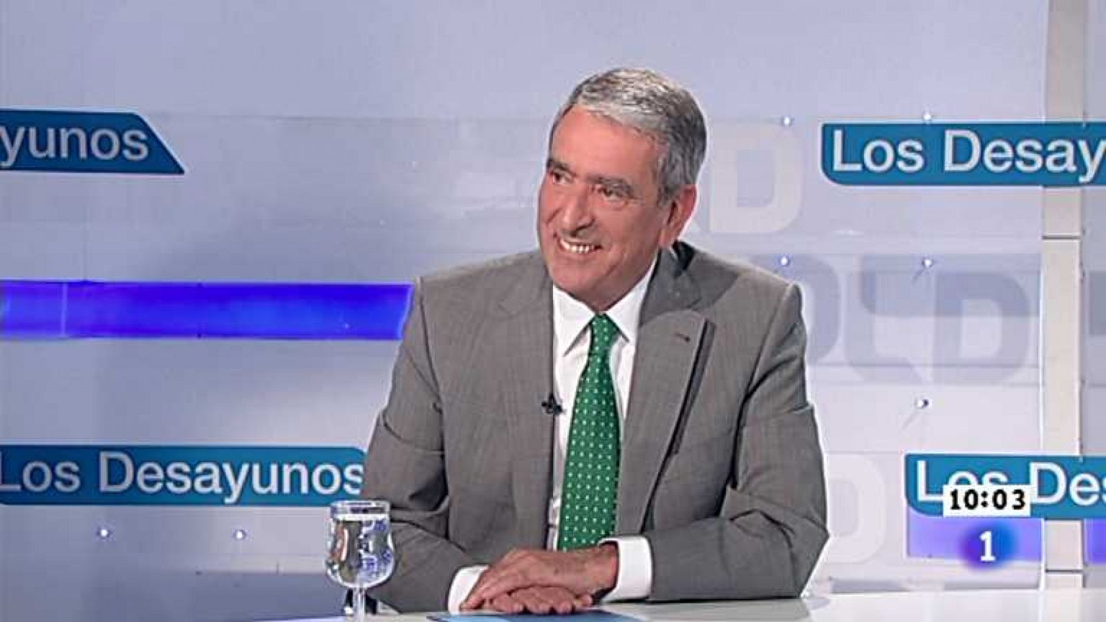 Los desayunos de TVE - Frances Homs, portavoz de la Generalitat de Catalunya, y José Antonio Busto, presidente de la Federación Española de Bancos de Alimentos  - Ver ahora