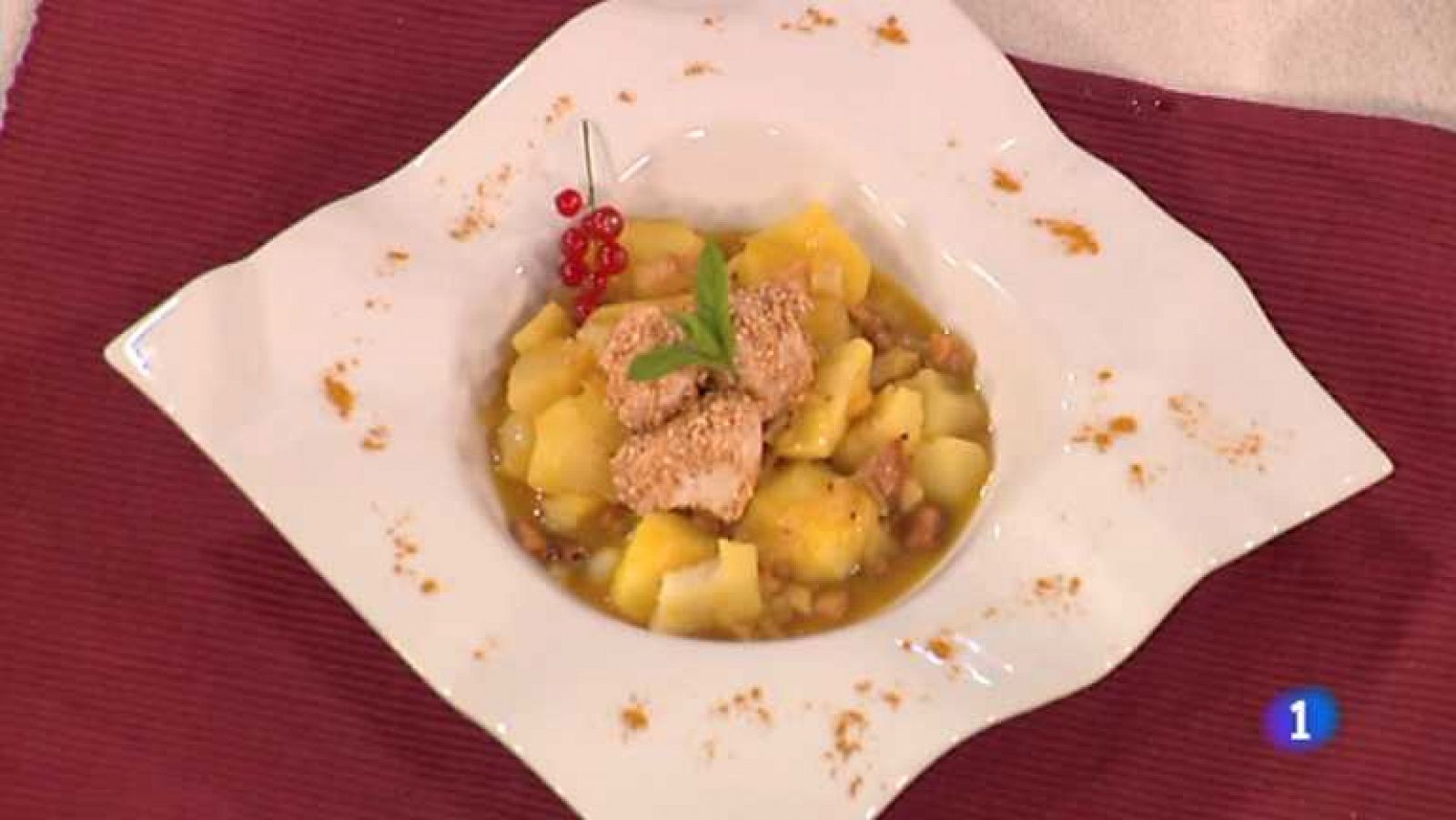 Cocina con Sergio: Patatas al curry con pollo | RTVE Play