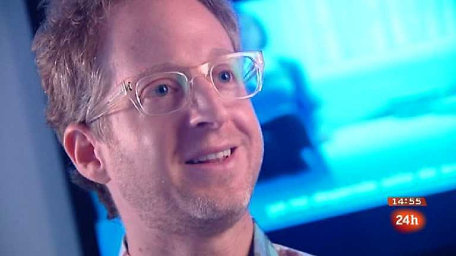 Cámara abierta 2.0 - Los creadores del Youfest, Escépticos en el Pub y Miguel Bosé en 1minutoCOM - 22/09/12 - Ver ahora