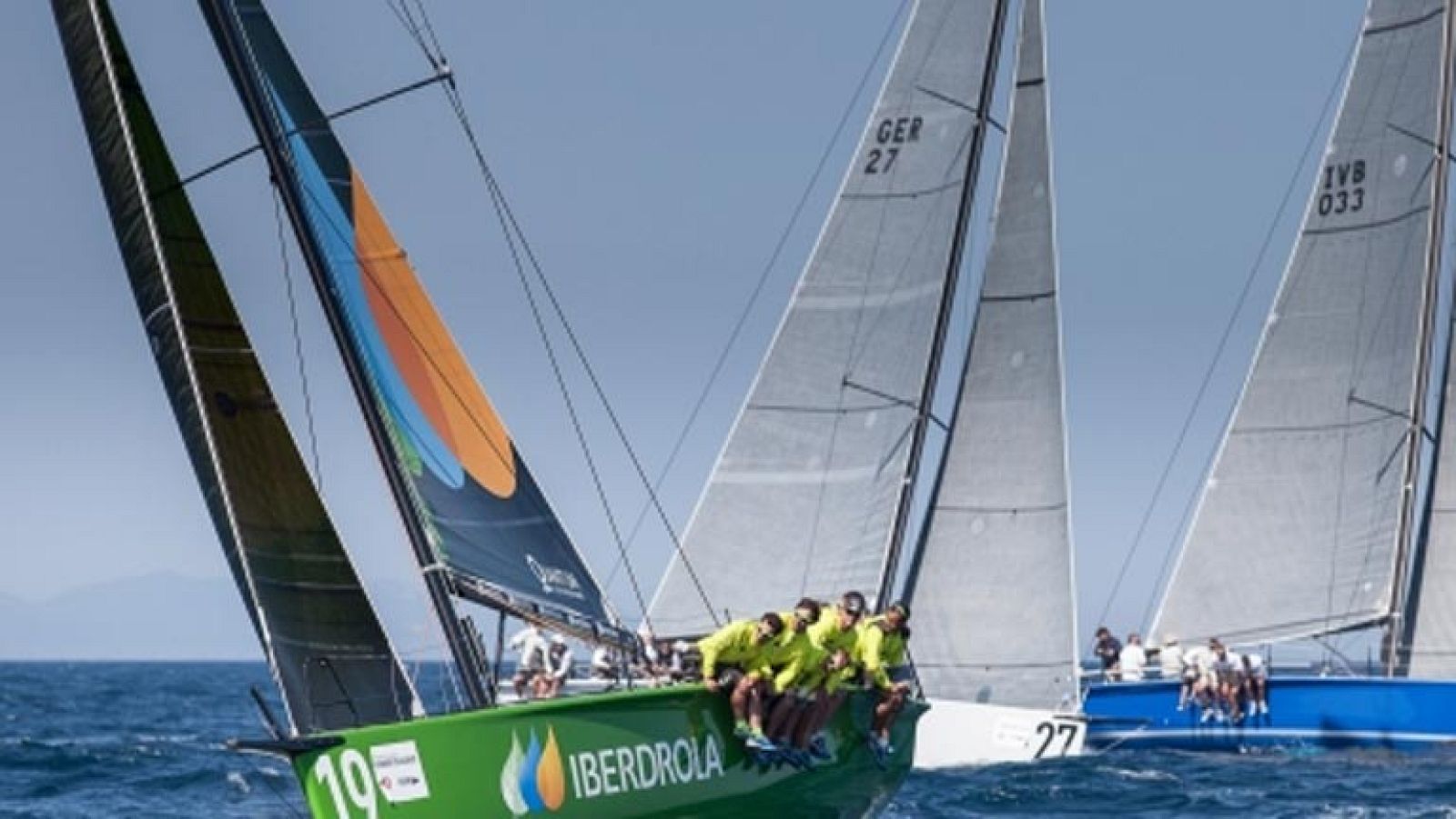 La tripulación del Iberdrola, campeona de Europa en vela