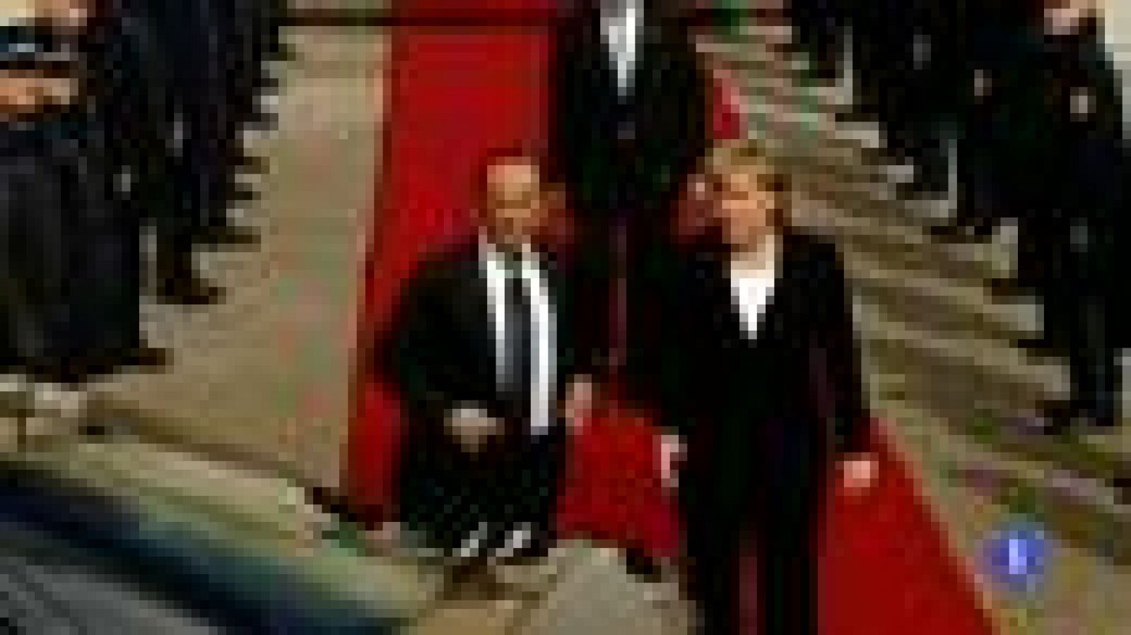 Telediario 1: Merkel y Hollande coinciden en intensificar la cooperación frente a la crisis | RTVE Play