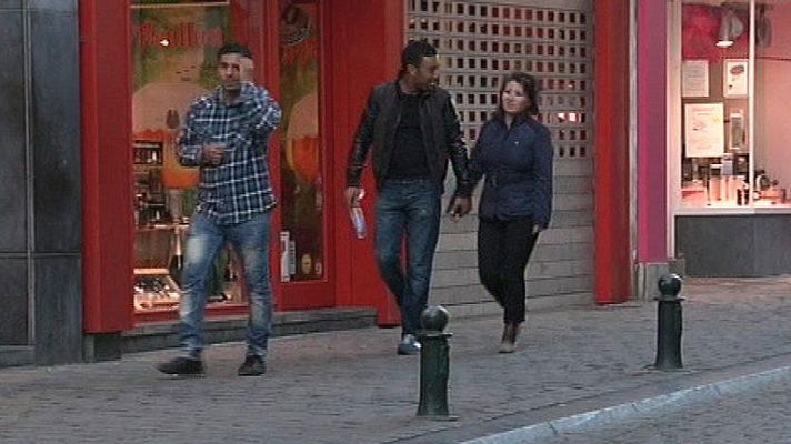 Telediario 1 - Bruselas multará con hasta 250 euros a quien insulte a otra persona en la calle