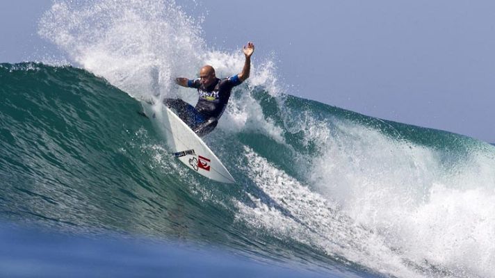 Telediario 1 - Kelly Slater, el 'domador' de olas