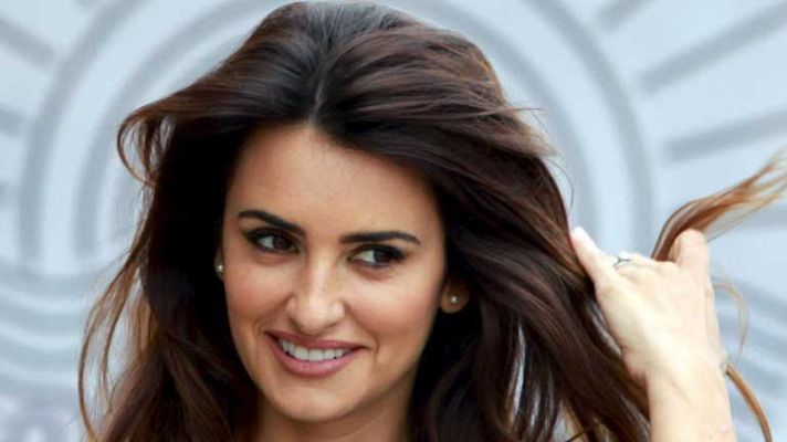 Penélope Cruz presenta su última película \"Volver a nacer\"