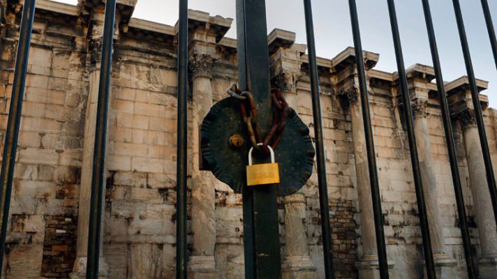 Informativo 24h - Una huelga general quiere paralizar Grecia para protestar por el próximo recorte de 11.500 millones