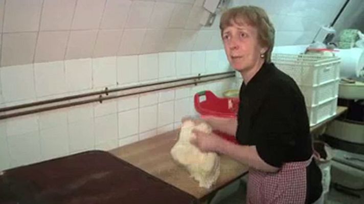 Conectando España - Setenil - Elaboración del pan