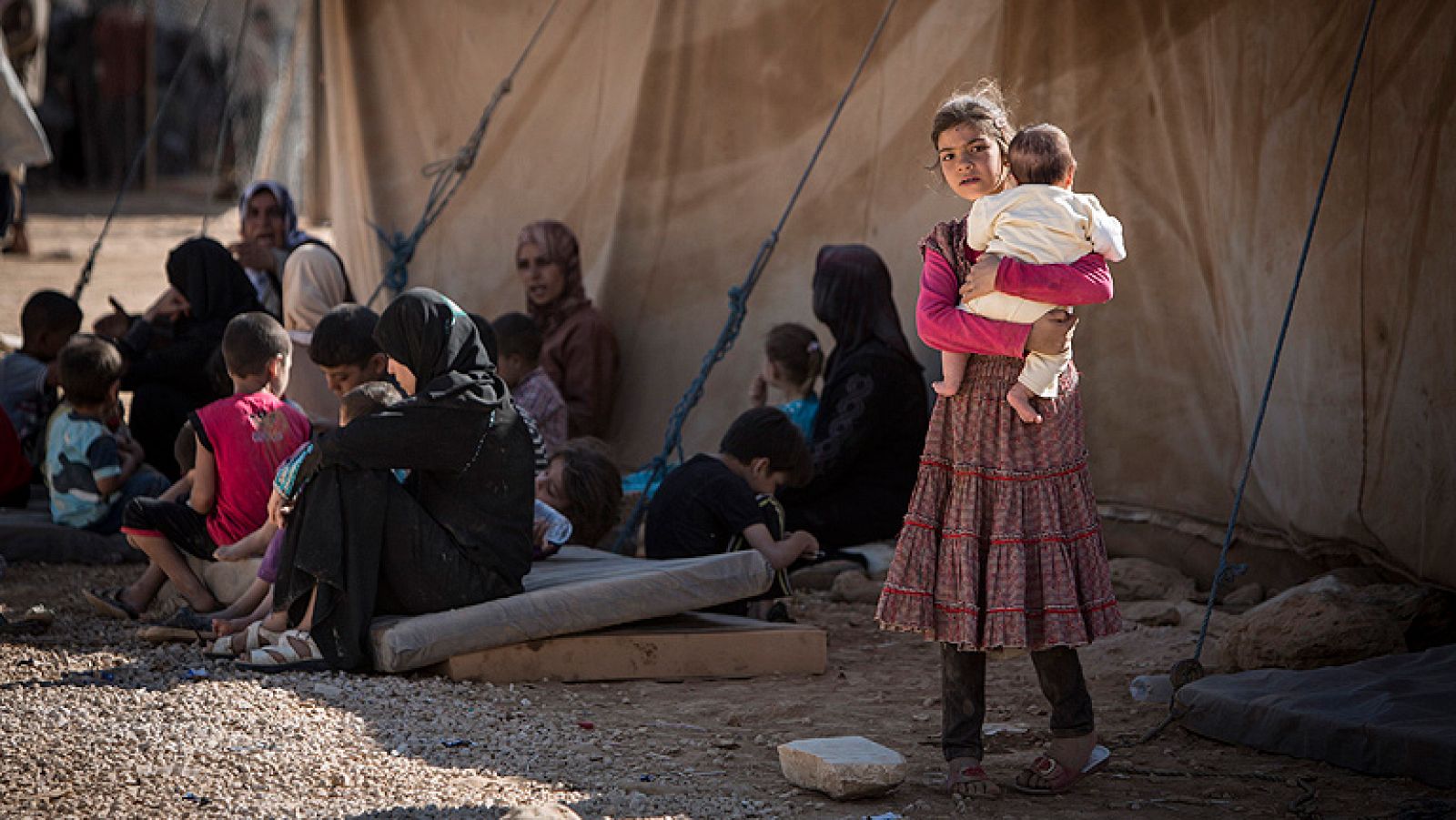 Sin programa: La ONU eleva hasta 700.000 los refugiados sirios que podrían abandonar el país en 2012  | RTVE Play
