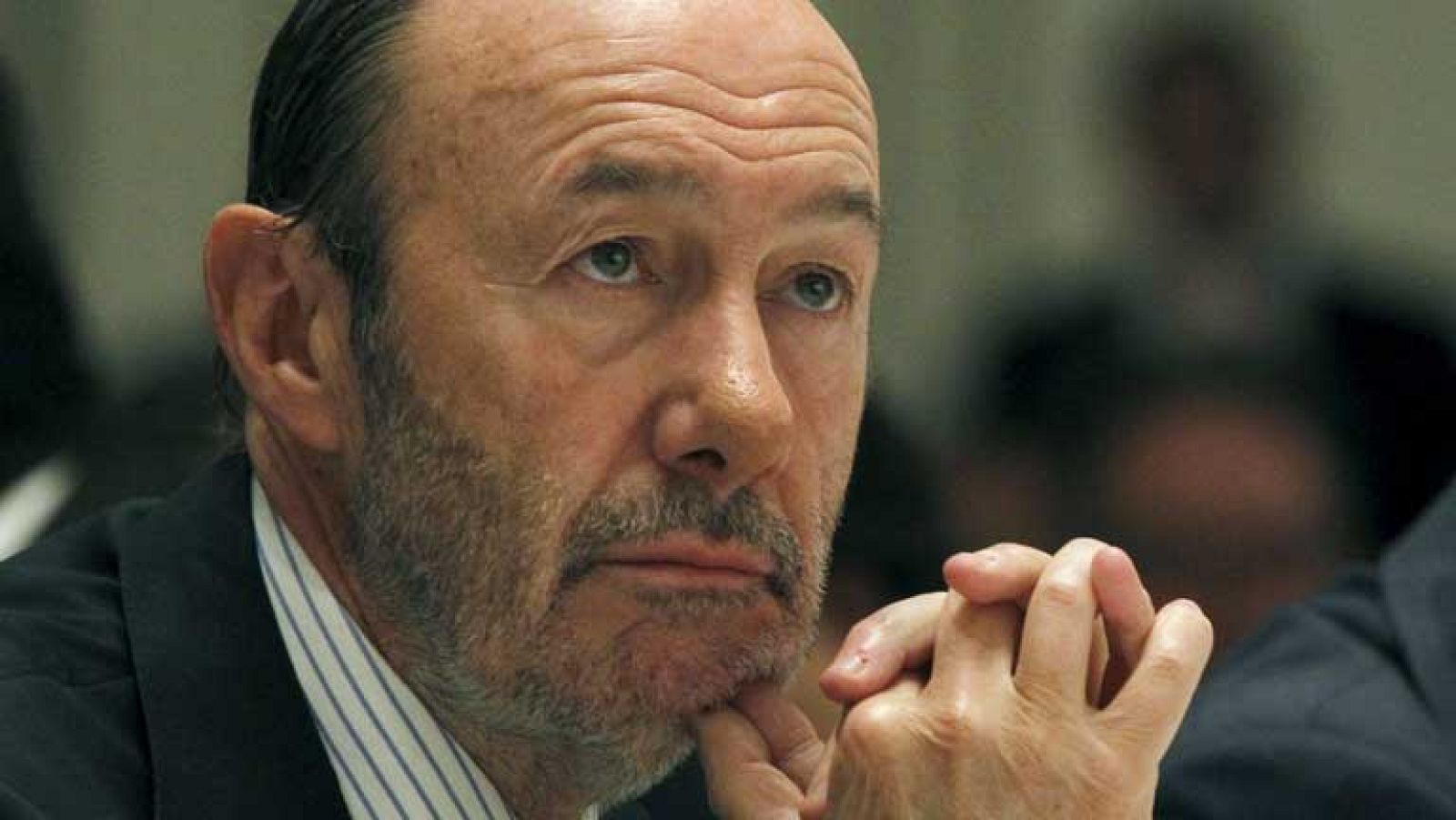 Rubalcaba critica los presupuestos: más deuda y menos medidas sociales