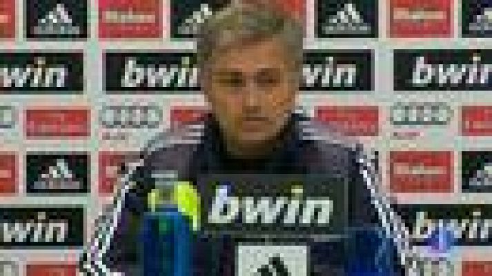 Telediario 1 - Mourinho: "No podemos hacer más regalos"