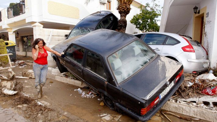 Informativo 24h - Continúa la búsqueda de los dos desaparecidos por el temporal de lluvia