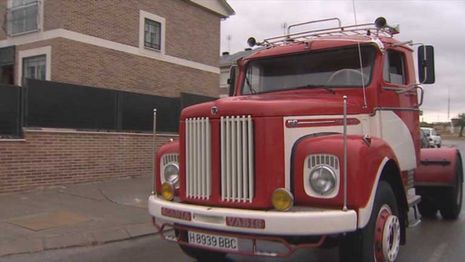 Medio centenar de camiones clásicos se dan cita en Guadalajara