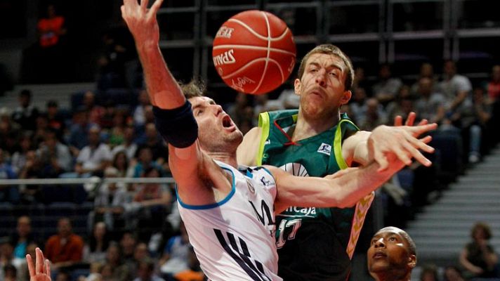 Telediario 1 - El Real Madrid inicia con paso firme la Liga Endesa