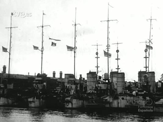 1914 - DESEMBARCO EN LA ISLA DE OESEL