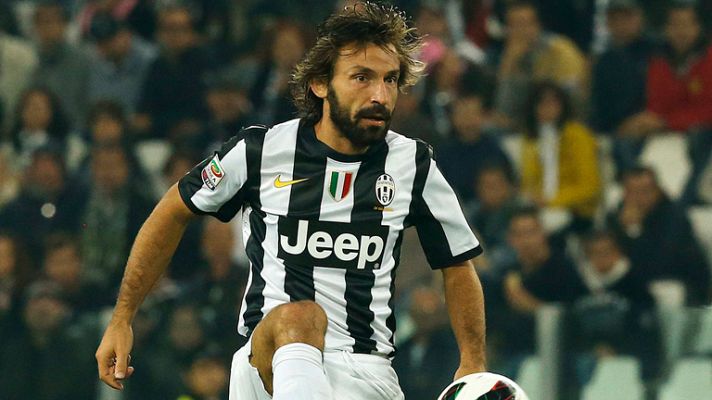 Telediario 1 - La UEFA compara a Pirlo con un director de orquesta