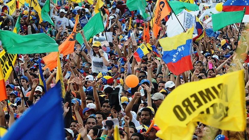 Chávez promete ser "mejor presidente" si es reelegido
