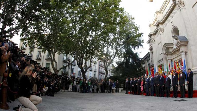 Los presidentes vuelven a hablar de acuerdo, pero los socialistas dicen que es de mínimos 