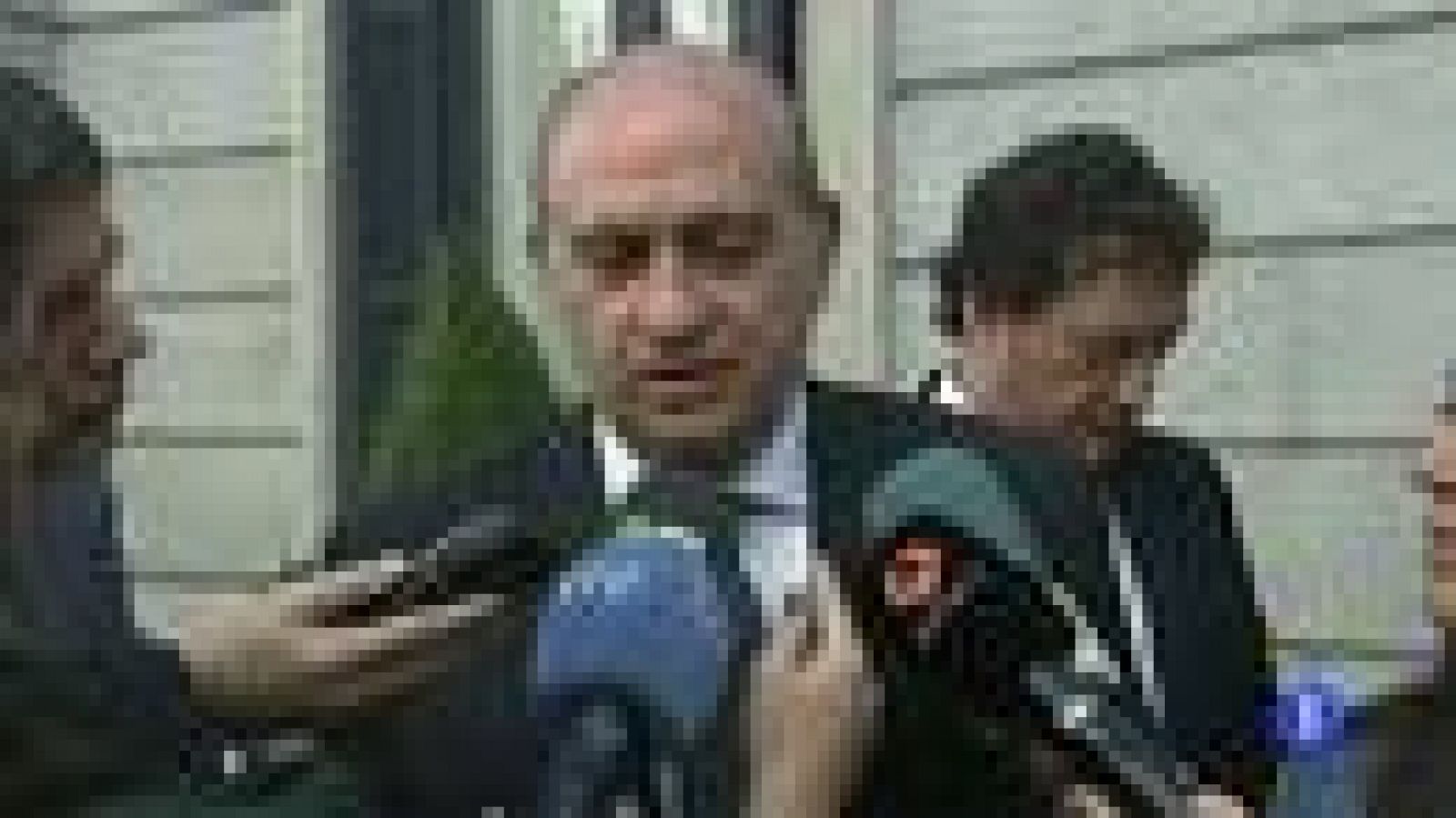 El ministro del Interior respalda a la policía frente al auto del juez Pedraz