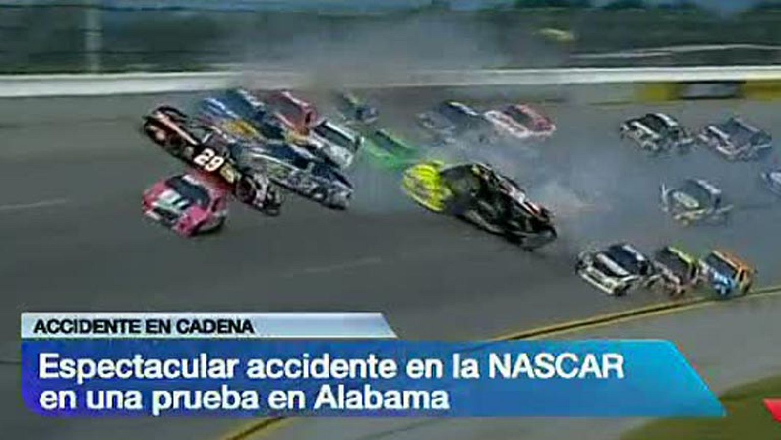 Espectacular accidente en la Nascar sin más consecuencias