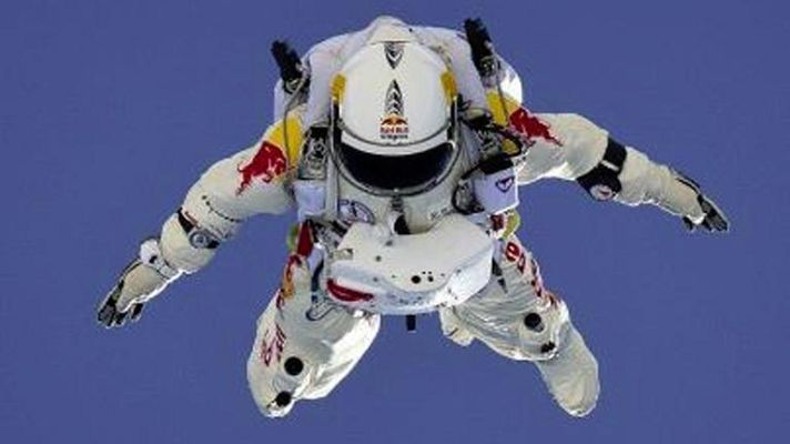  - Red Bull Stratos: el salto más grande de la historia, supersónico y estratosférico