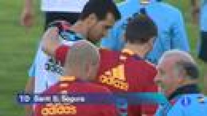 Del Bosque prueba a Busquets como pareja de Sergio Ramos