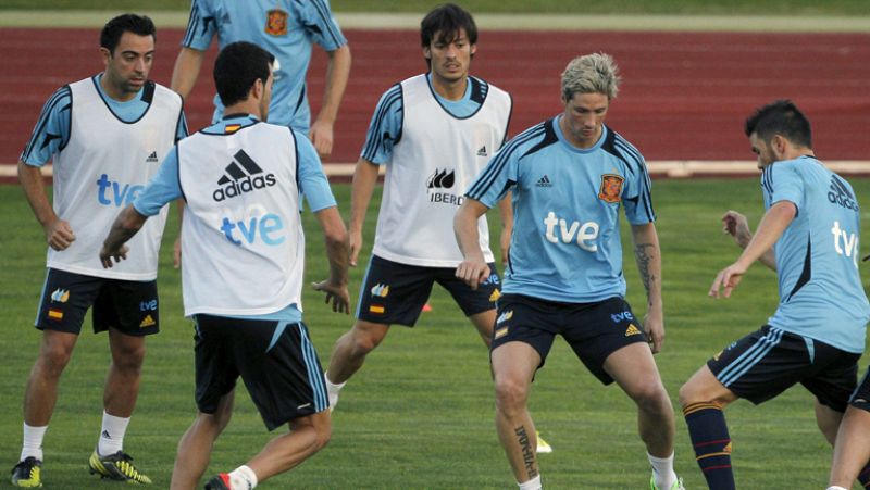 Busquets y Javi Martínez podrían jugar de defensas