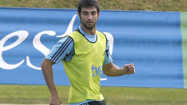 Telediario 1 - Del Bosque ensaya el centro de la defensa ante Bielorrusia