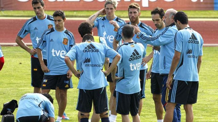 Telediario 1 - Del Bosque busca al compañero perfecto para Ramos