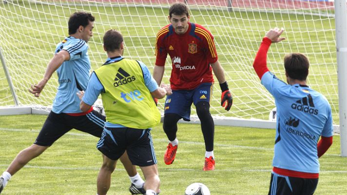 Telediario 1 - La 'Roja' ya está en Bielorrusia