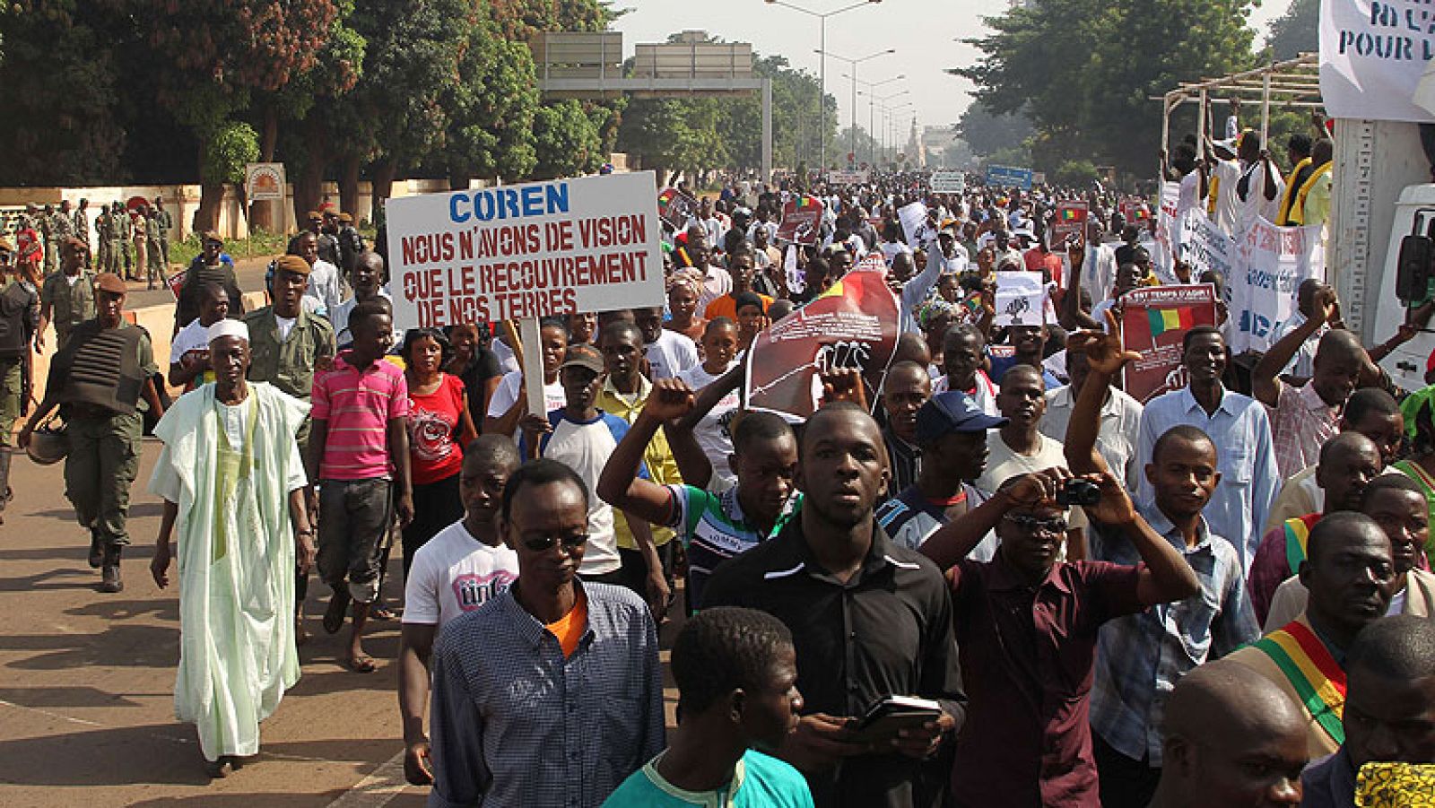 El Consejo de Seguridad de la ONU exige una intervención militar en Mali - Informativo 24h | Ver