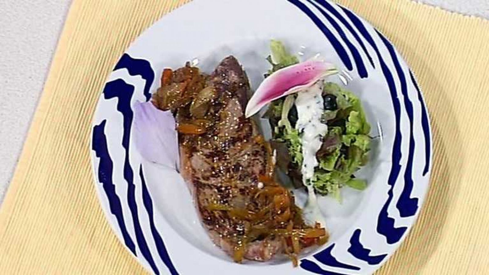 Cocina con Sergio - Entrecot con ensalada de miel - ver ahora