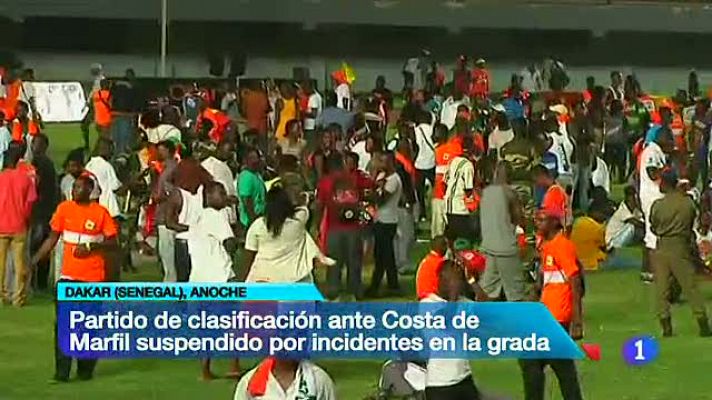 Telediario 1 - El Senegal-Costa de Marfil, suspendido por lanzamiento de piedras