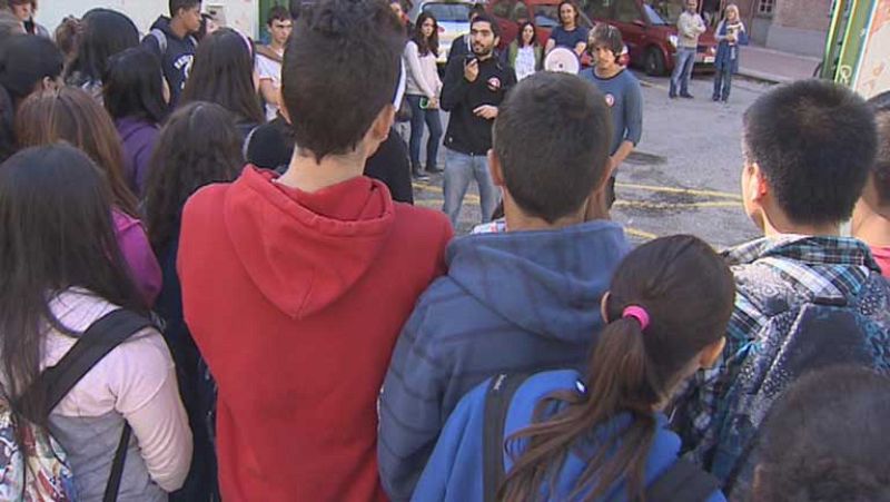  El Ministro de educación José Ignacio Wert ha calificado de "insólito" que los padres convoquen una huelga en la enseñanza pública