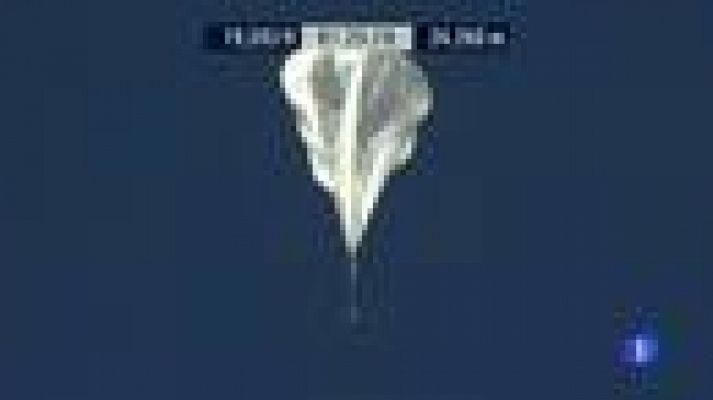 Telediario 1 - Felix Baumgartner rompió la barrera del sonido en su salto estratosférico