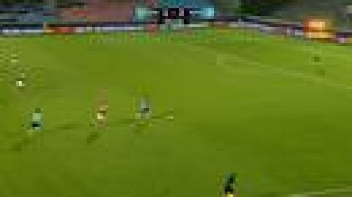  - Álvaro Vázquez hace doblete (1-3)