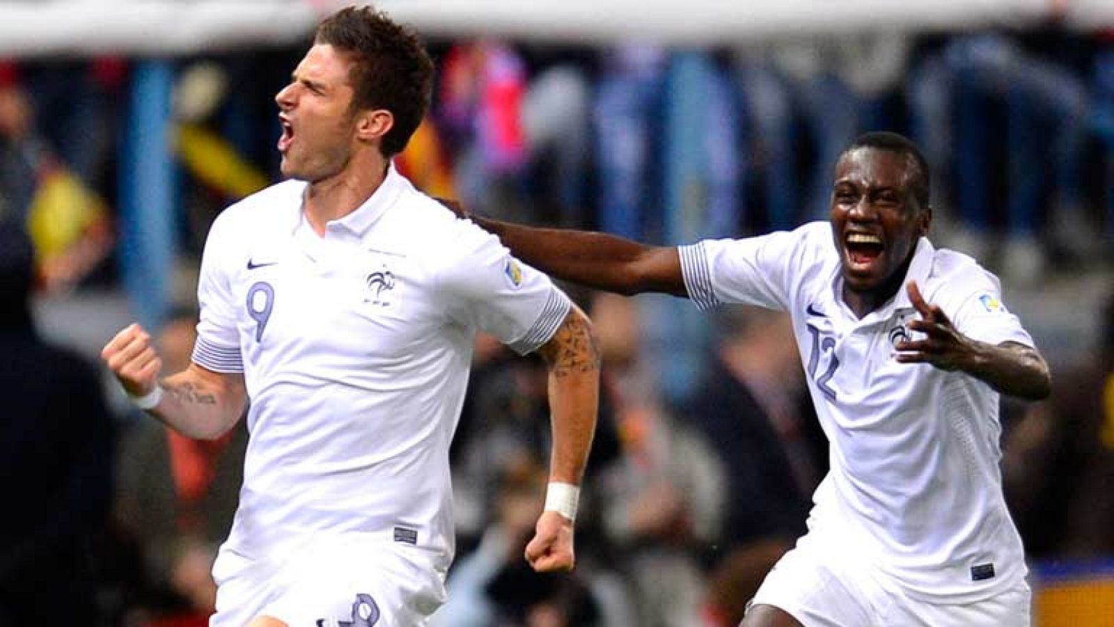  El gol de Giroud en el último instante de partido dejó petrificada a España, que rozó tres puntos vitales y se marchó del Calderón con un empate justo por lo visto en el terreno de juego, dominado por España en la primera mitad y por Francia en la s