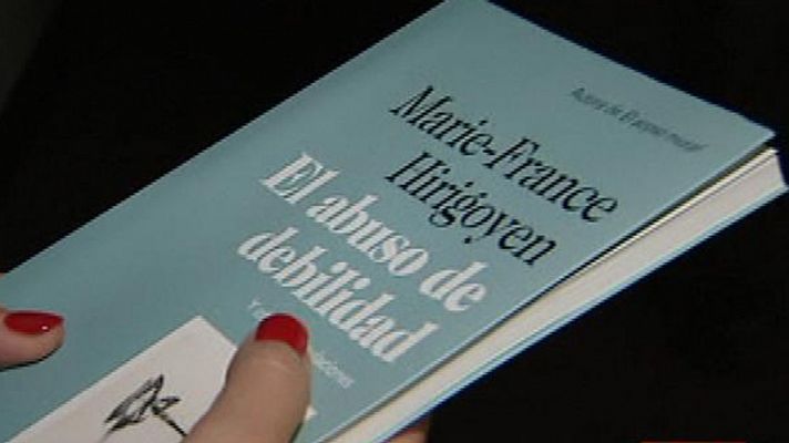 Hirigoyen: "El acosador psicológico carece de ética y límites"