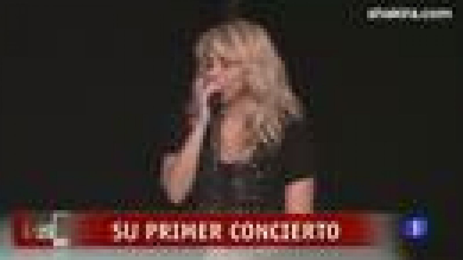 Corazón - Shakira da su primer concierto embarazada  ver vídeo