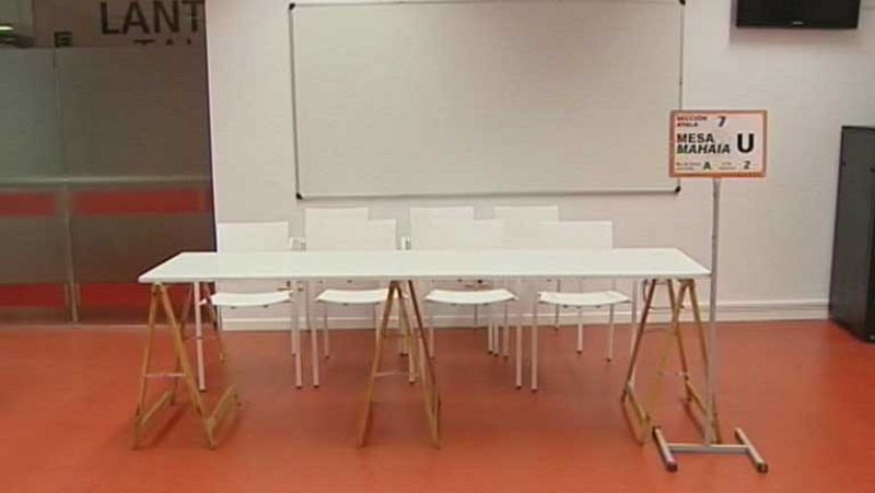 Los colegios electorales vascos se preparan para las elecciones