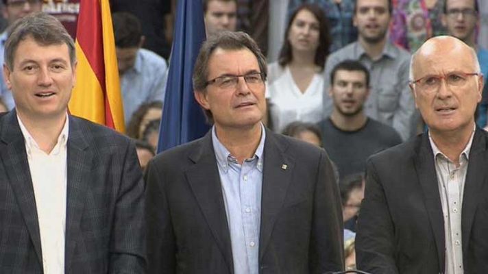 Telediario 1 - Apoyos a Artur Mas dentro de CiU