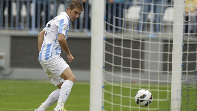 El conjunto malacitano recibe a todo un Milan con una amenaza en su propio césped de La Rosaleda, el hongo Pythium.