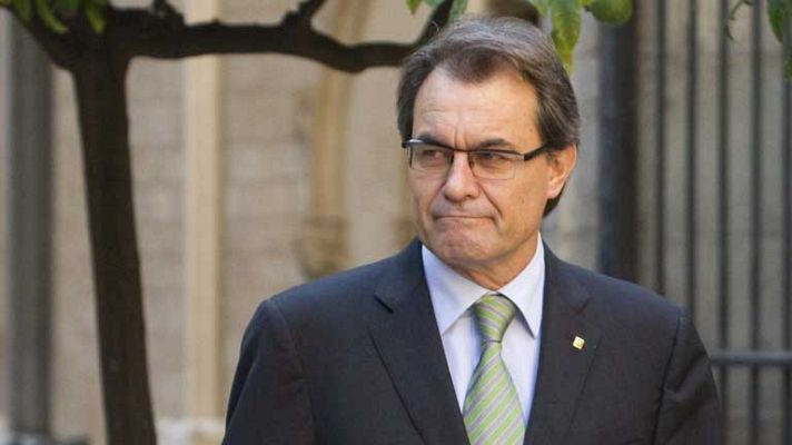 Telediario 1 - Mas contradice a Rajoy