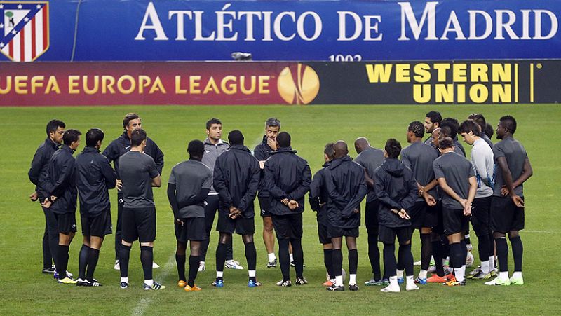 El Atlético no pierde en Europa desde hace más de un año. Ahora recibe al Académica de Coimbra y Falcao -que todavía no ha disputado ningún partido de UEFA- tampoco lo hará ante el colista del grupo. El Athletic tendrá que apelar al espíritu de la te