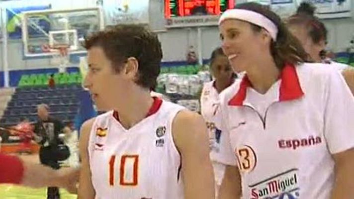 Telediario 1 - Amaya Valdemoro y Elisa Aguilar se reencuentran en Moscú