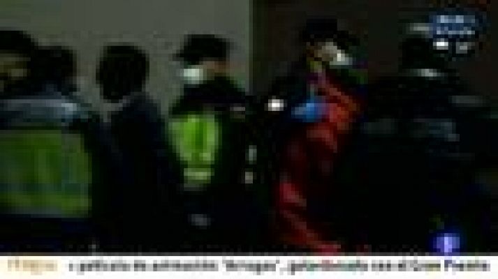 Telediario 1 - Patera a la deriva en Alborán