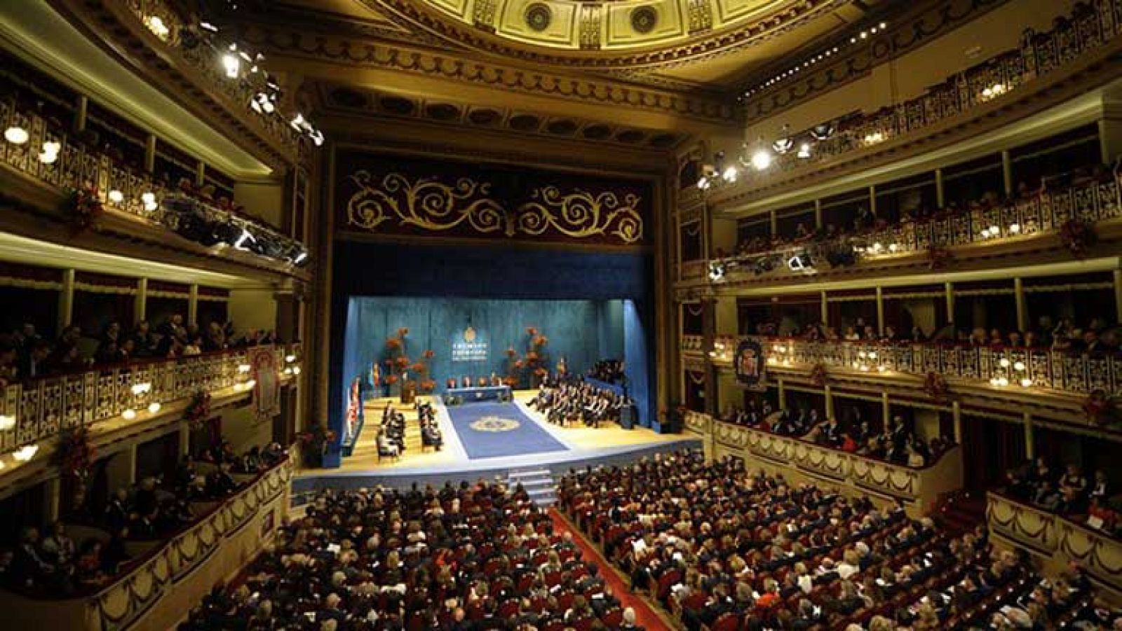 Informe Semanal: Premios a la inteligencia... en tiempos de crisis 