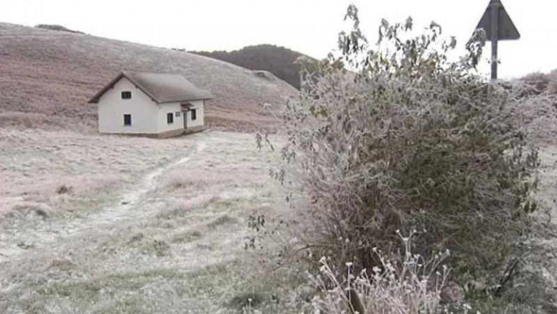 Lluvias en Canarias, heladas y nevadas en el norte de la Península 