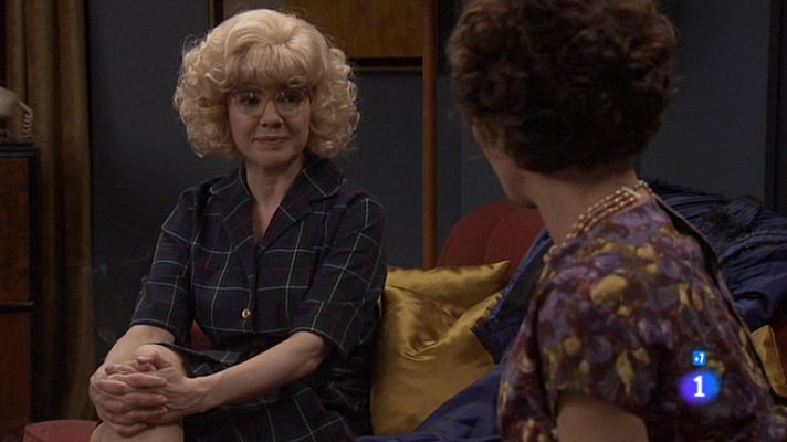 Amar en tiempos revueltos - Benita secuestra a Angélica