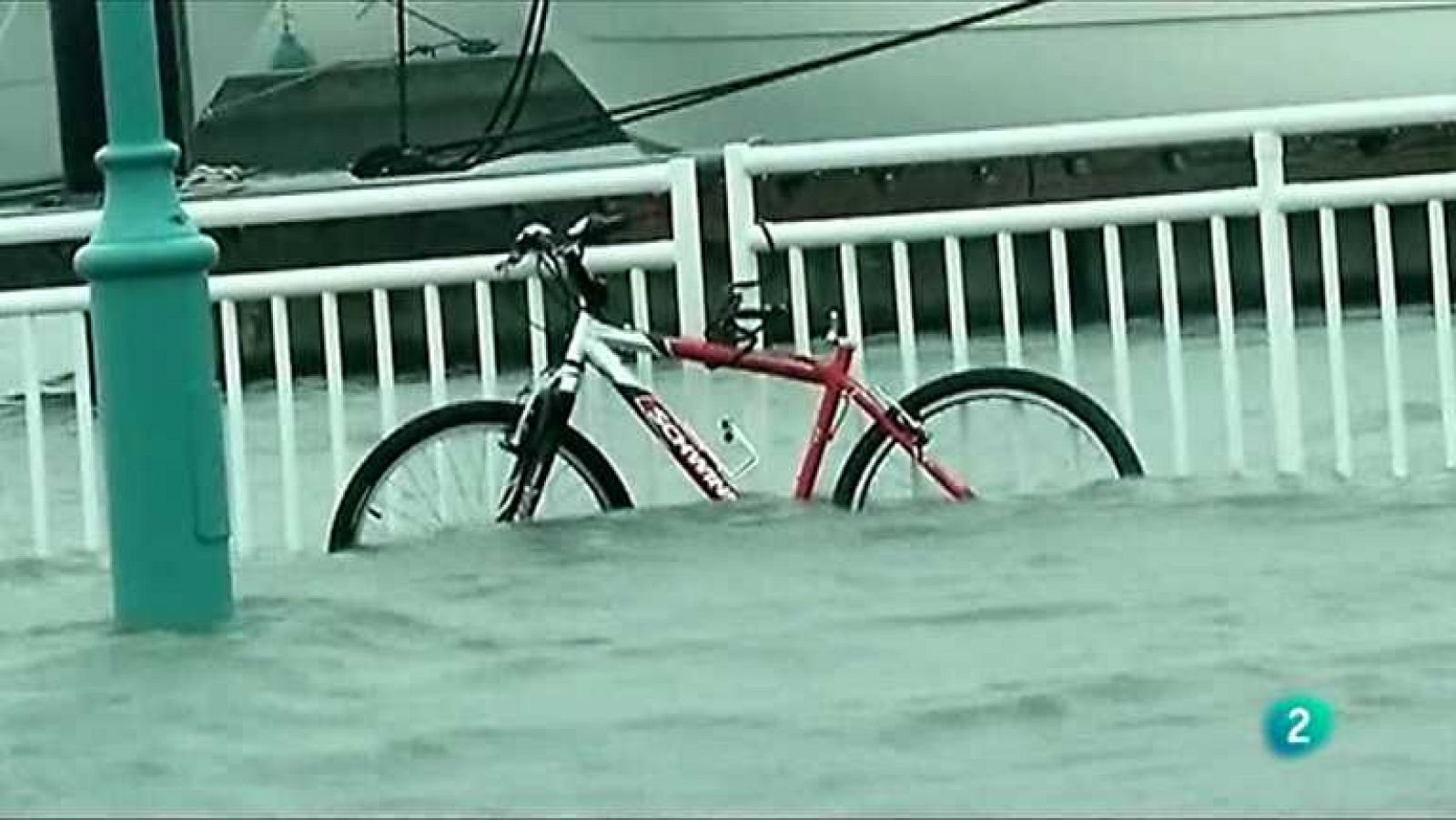 La 2 Noticias - 29/10/12 - Ver ahora