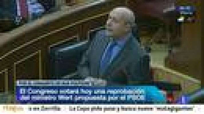 Telediario 1 - La oposición pide la reprobación del ministro Wert en el Congreso